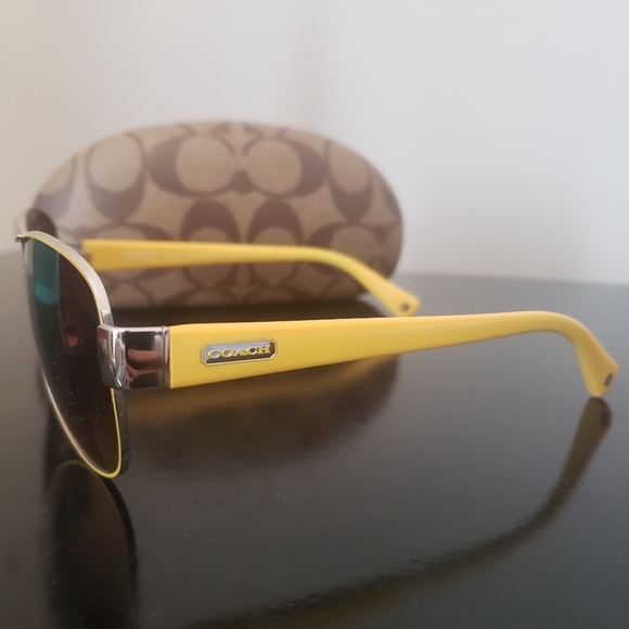 Coach Sunglasses - Picture 3 of 3